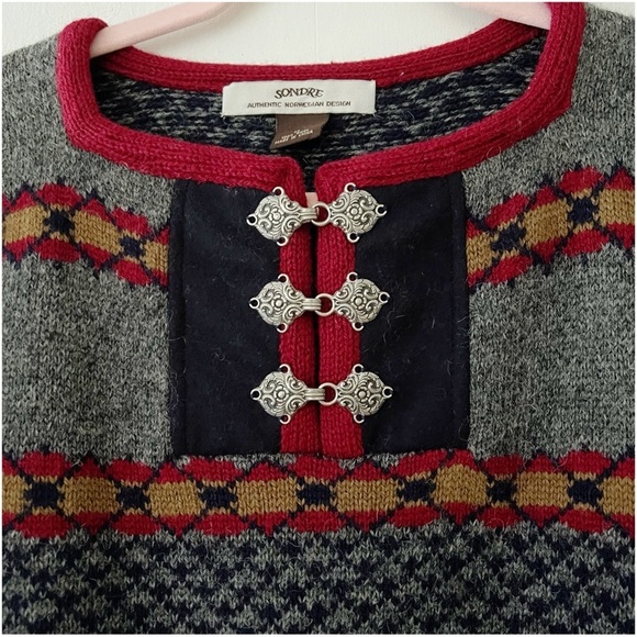 Sondre Norwegian Wool Pewter Clasp Birdseye Patterned Nordic Winter Ski Sweater - Picture 3 of 13